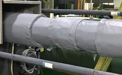 注塑機(jī)<a href=http://m.jsyhl.cn/e/tags/?tagname=%E4%BF%9D%E6%B8%A9%E8%A1%A3 target=_blank class=infotextkey>保溫衣</a>的好處